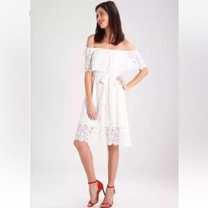 Bardot Orchid Ivory Off Shoulder Lace Mini Dress Size 6